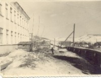 в конце улицы построена новая школа в конце улицы построена новая школа